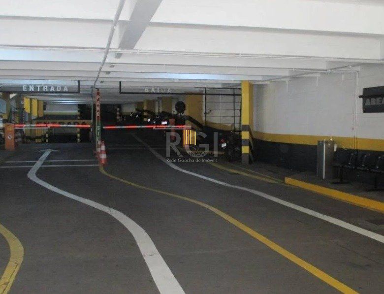 Box de garagem no Edifício Gigante no Centro