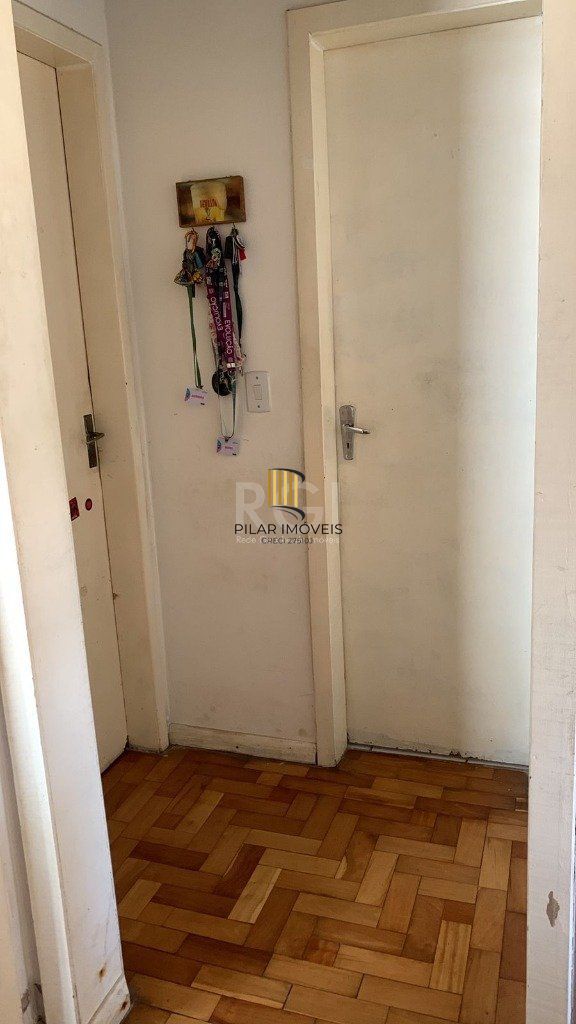 Casa 4 dormitórios 3 banheiros garagem coberta para 3 + carros