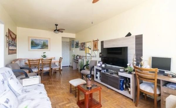 Apartamento no bairro Santo Antônio de 2 dormitórios