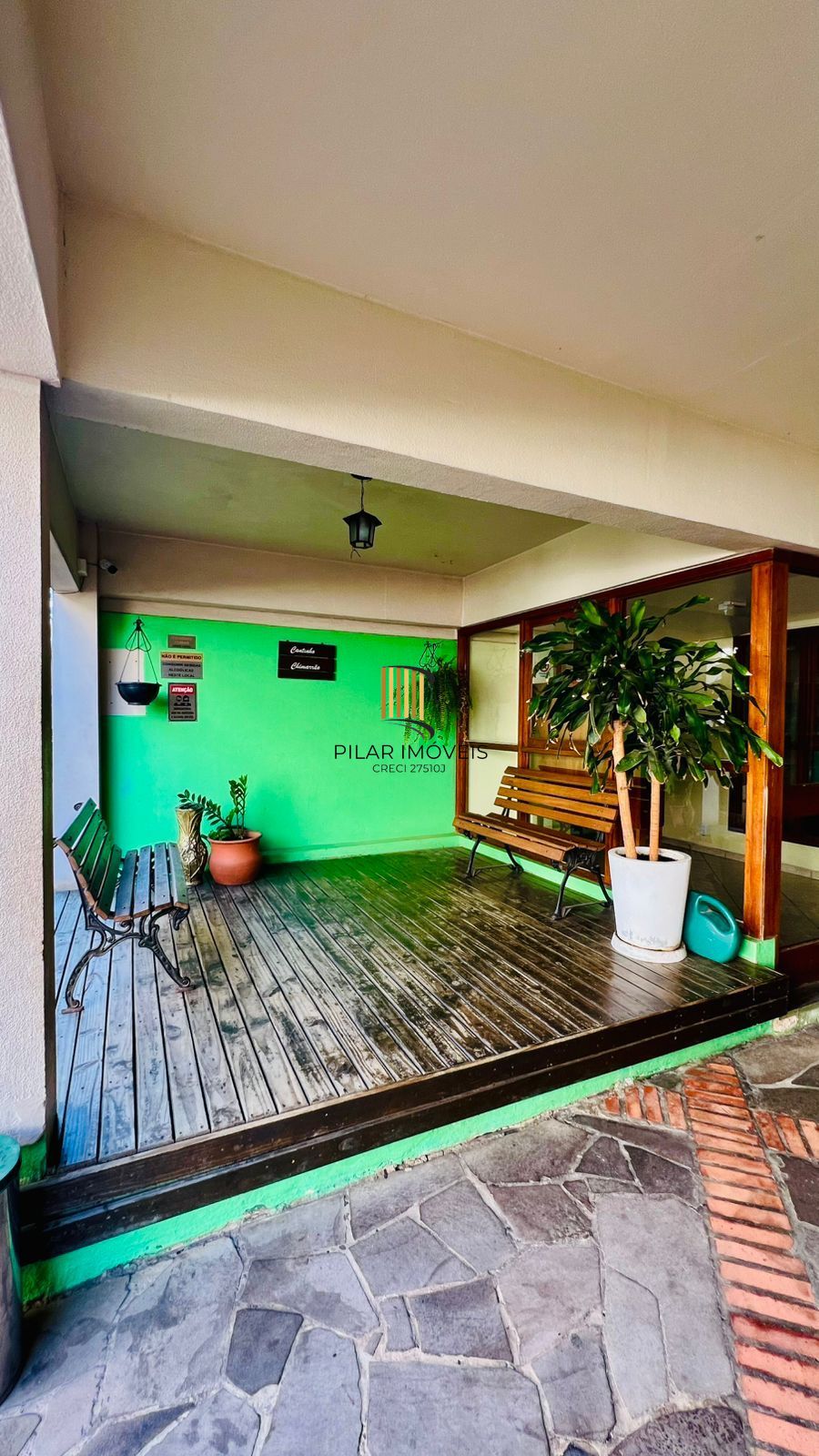 Apartamento no bairro Teresópolis de 2 dormitórios DESOCUPADO