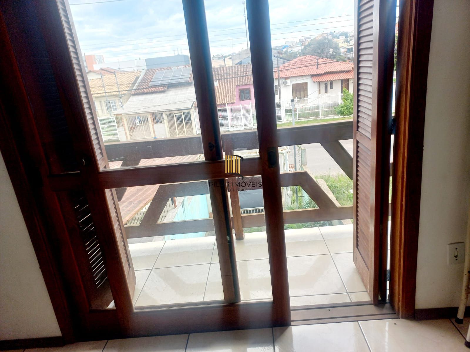 Casa 2 dormitórios no bairro Jardim Algarve