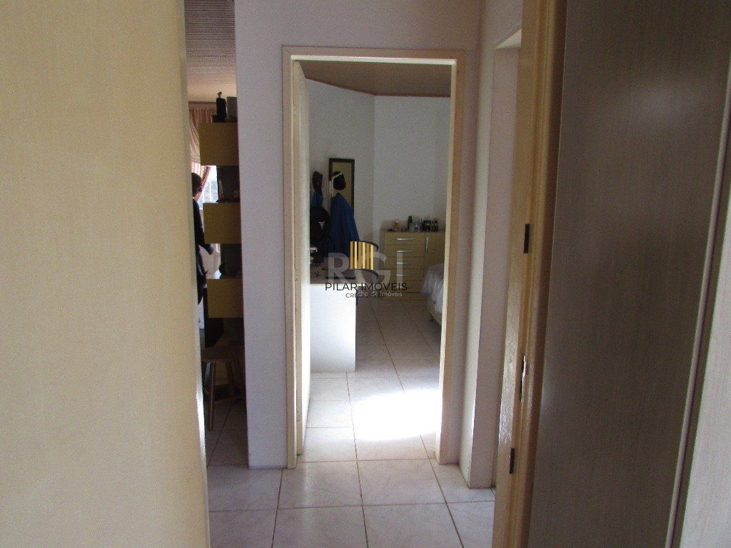 Casa para Venda - 180m², 3 dormitórios, 2 vagas - Jardim Carvalho