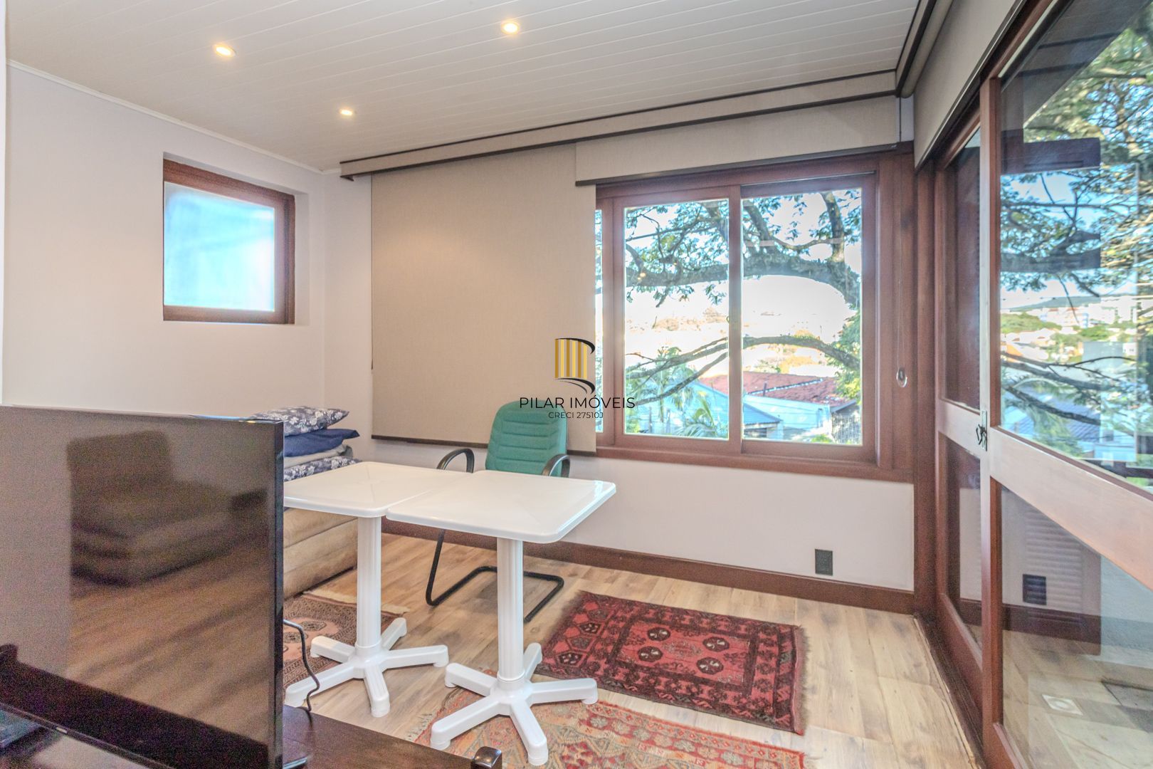 Casa de Condomínio 5 dormitórios no bairro Três Figueiras