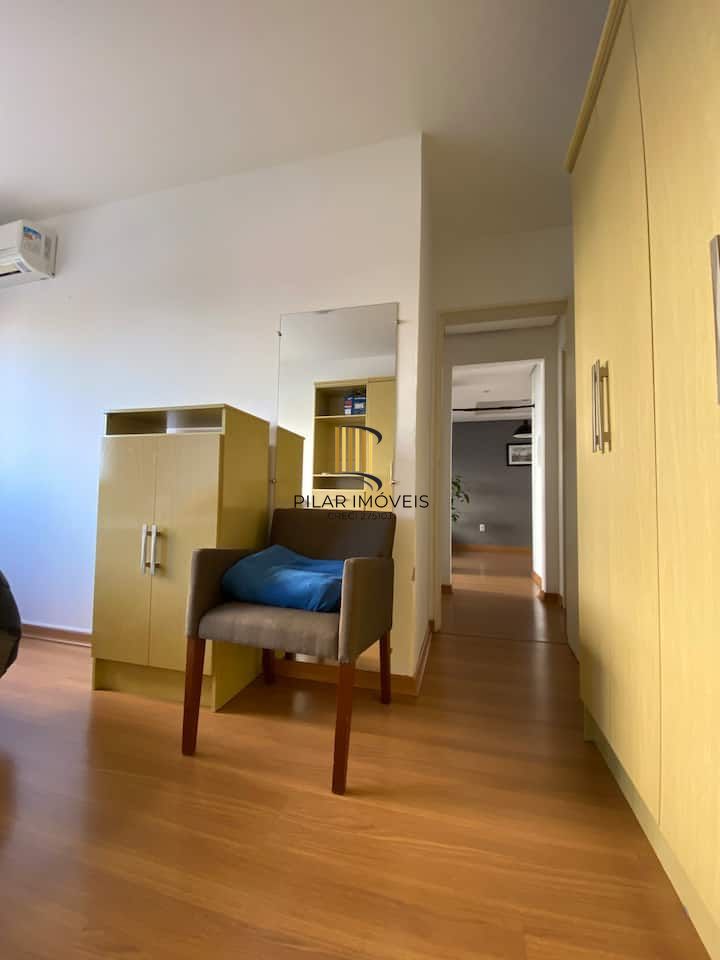 Apartamento no bairro Cristal de 1 dormitório REFORMADO E MOBILIADO