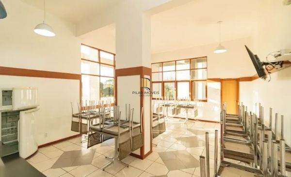 Apartamento na Cavalhada de 2 dormitórios e vaga