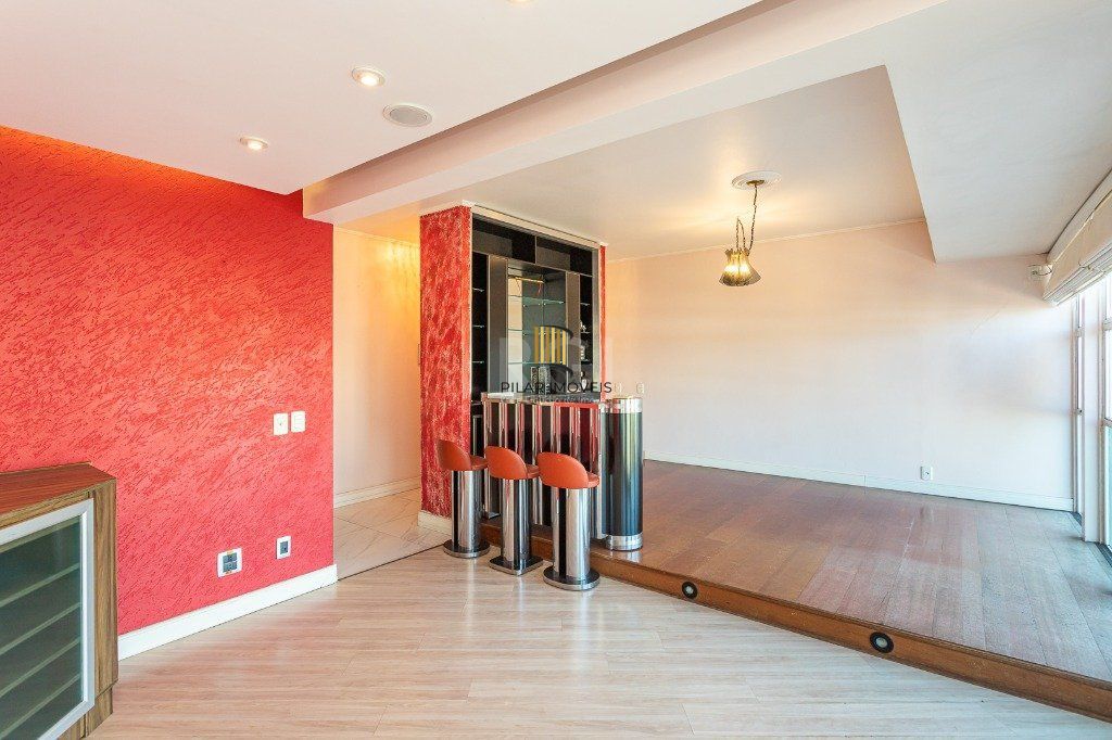 Apartamento Menino Deus de 3 dormitórios e vaga