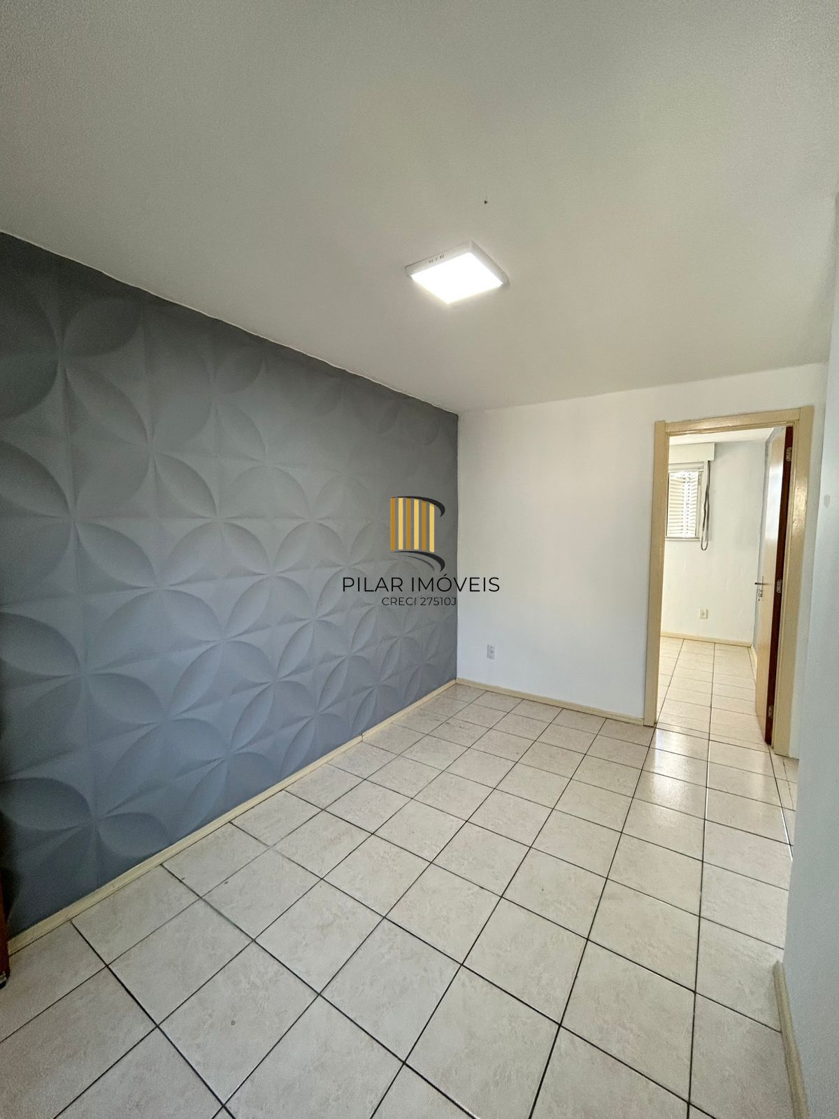 Apartamento de 2 dormitórios e vaga