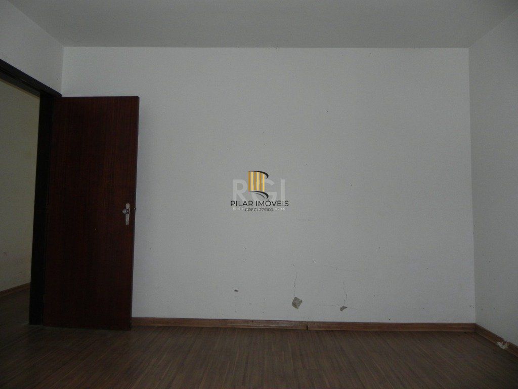 Casa para Venda - 110m², 4 dormitórios, sendo 1 suites, 4 vagas - Jardim Itu