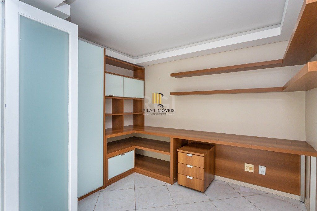 Apartamento para Venda - 141m², 3 dormitórios, sendo 1 suites, 3 vagas - Rio Branco