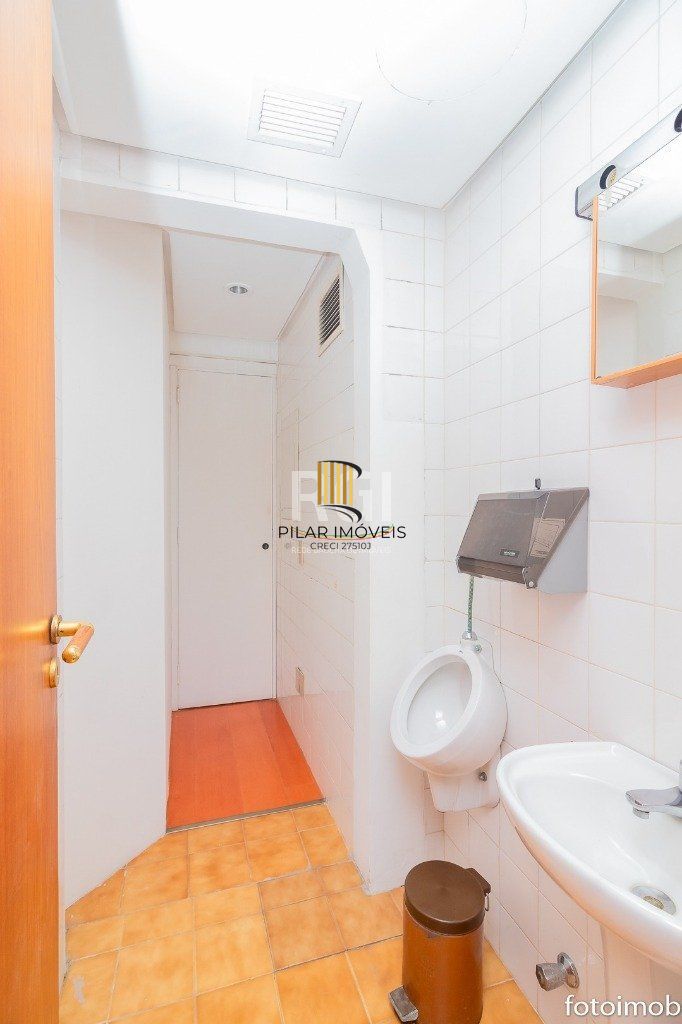 Conjunto/Sala para Venda - 55m², 2 dormitórios, 1 vaga - Centro Histórico