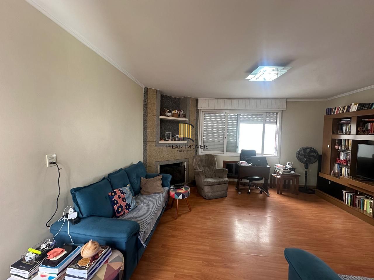 Ótima cobertura de 3 dormitórios com 232m² no bairro Passo da Areia.