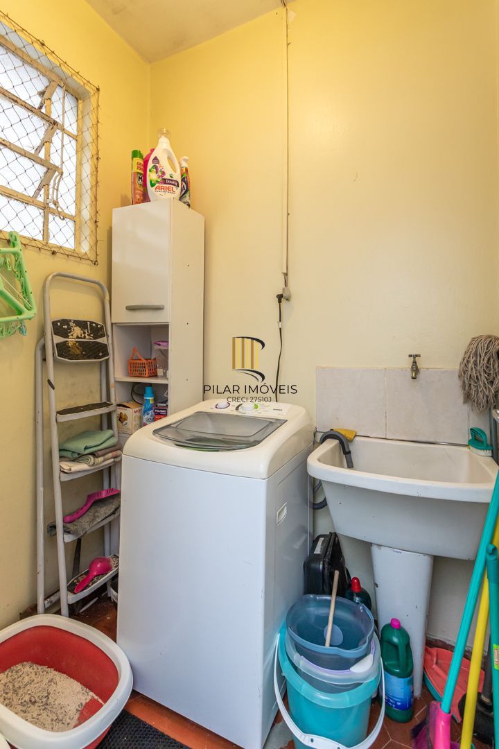 Apartamento no bairro Petrópolis de 2 dormitórios