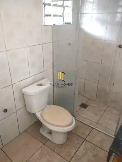 Casa no Sarandi de 2 dormitórios e pátio