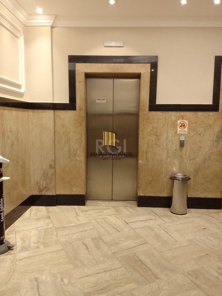 Conjunto/Sala para Venda - 123.42m², 0 dormitórios, Centro