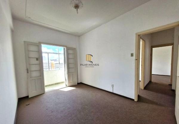 Apartamento no Centro de 3 dormitórios DESOCUPADO