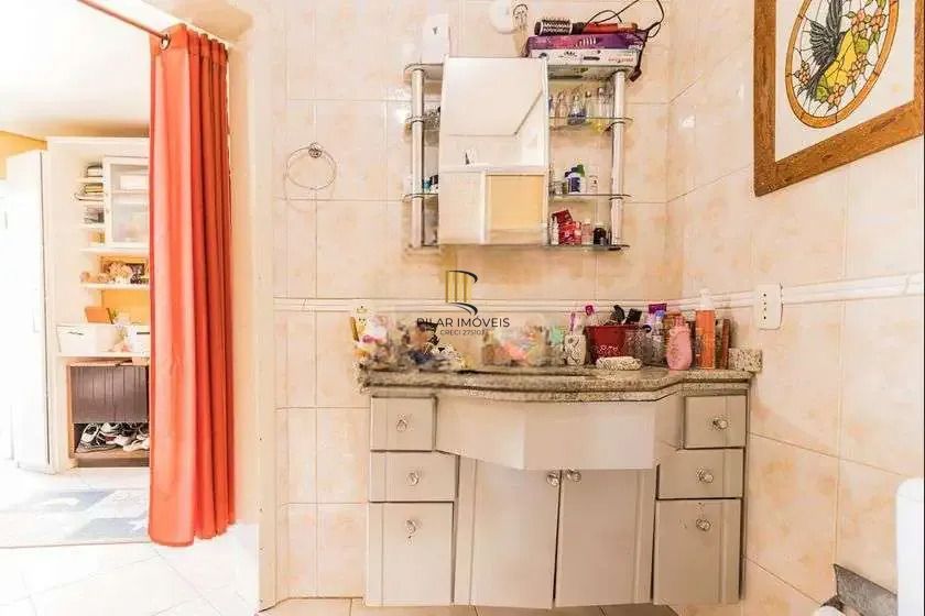 Casa 4 dormitórios no bairro Jardim Leopoldina