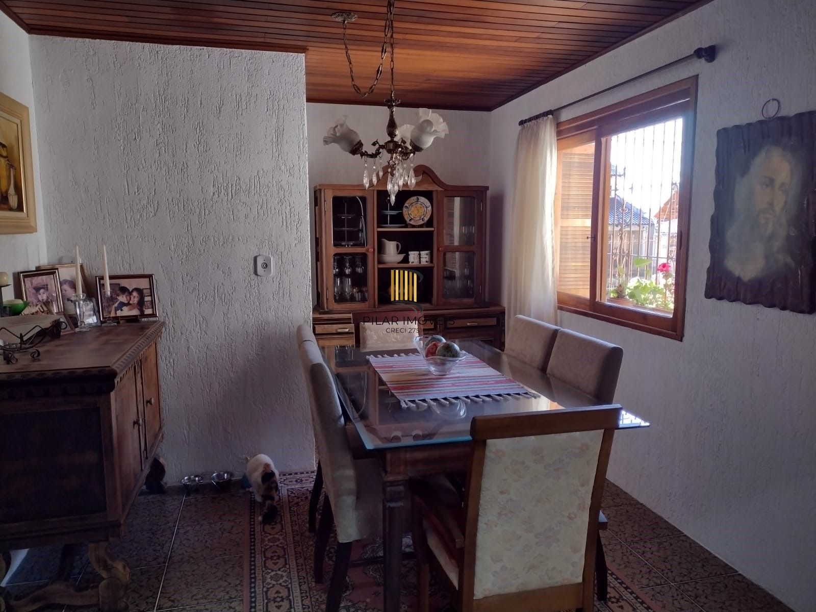 Casa 4 dormitórios no bairro Partenon