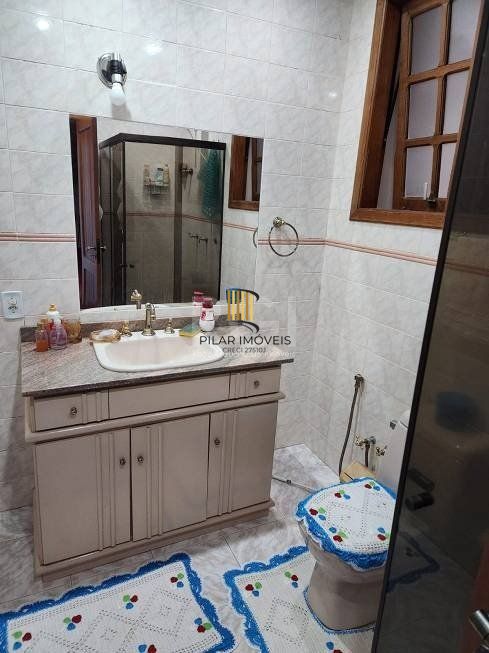 Casa 3 Dormitório(s) Bairro Azenha