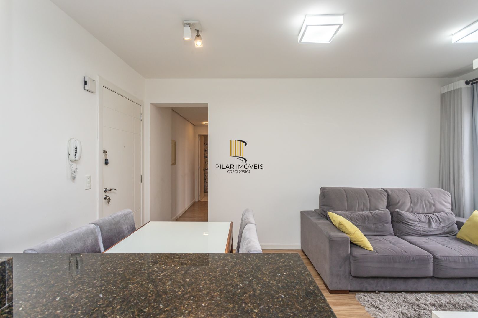 Apartamento 2D Mobiliado