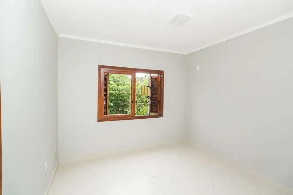 Casa 3 dormitórios no bairro Mário Quintana
