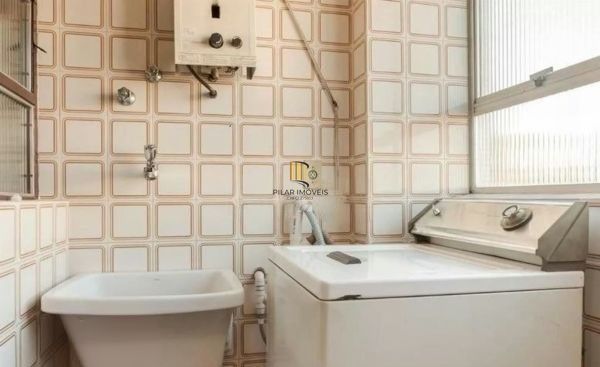 Apartamento no bairro Floresta de 3 dormitórios e vaga