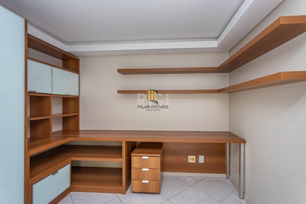Apartamento para Venda - 141m², 3 dormitórios, sendo 1 suites, 3 vagas - Rio Branco