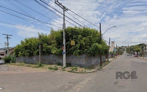 Terreno com 325m² na Medianeira - Pilar Imóveis