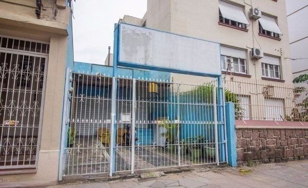 Casa sobrado no bairro Rio Branco de 4 dormitórios e vaga