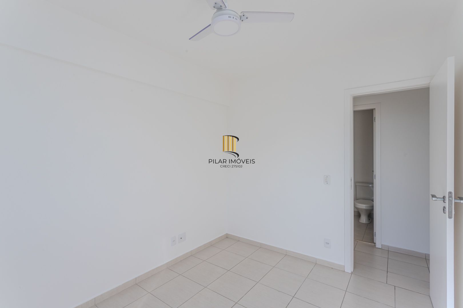 Apartamento de 3 dormitórios vaga e infra DESOCUPADO