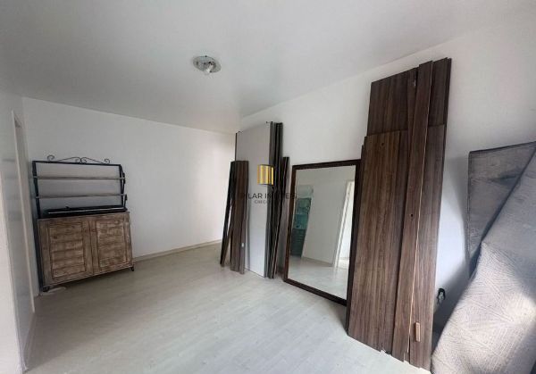Apartamento de 1 dormitório na Vila Ipiranga desocupado