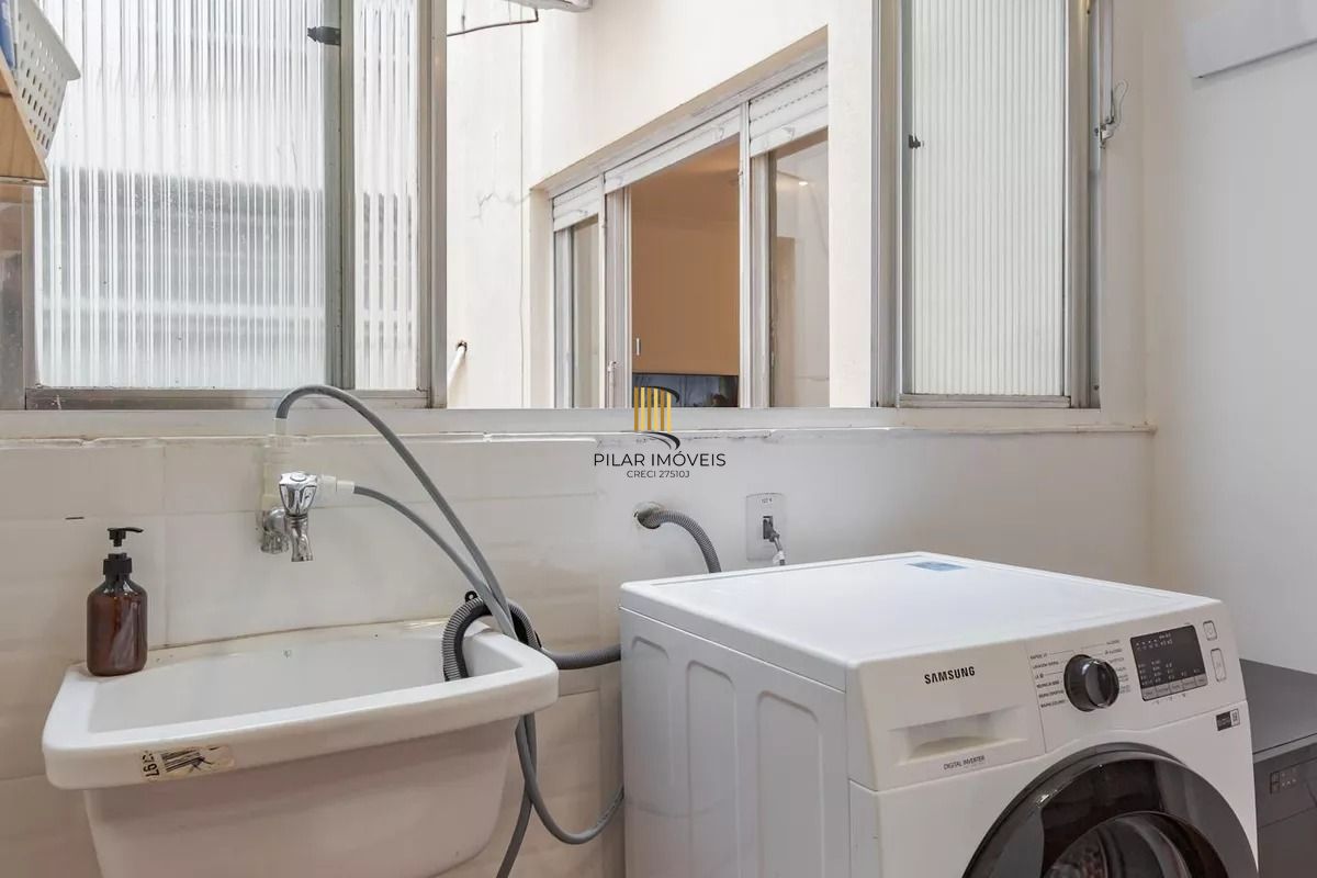 Apartamento no bairro Independência de 3 dormitórios