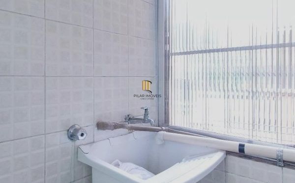 Apartamento no Centro de 1 dormitório semi mobiliado