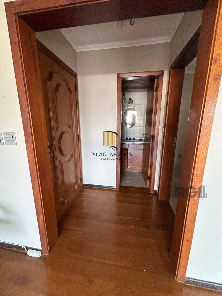 Apartamento 3 dormitórios no bairro Menino Deus