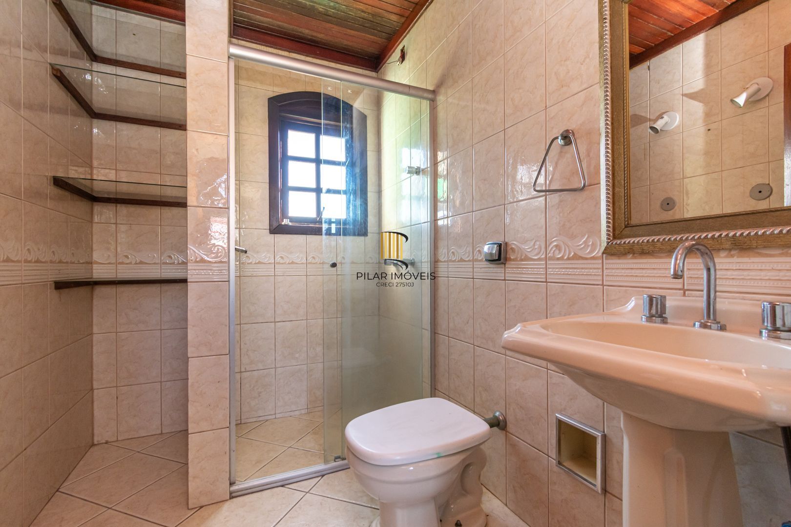 Casa 5 dormitórios no bairro Jardim Sabará