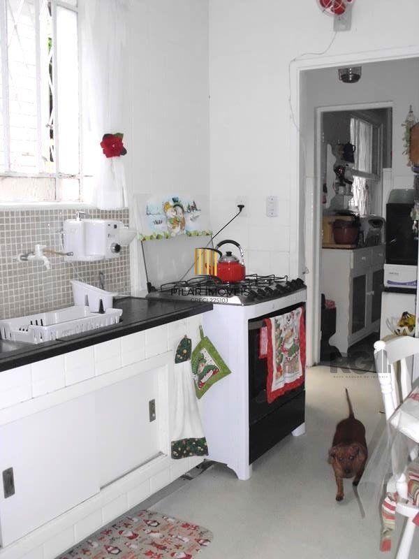 Casa sobrado no bairro Higienópolis de 3 dormitórios e 2 vagas