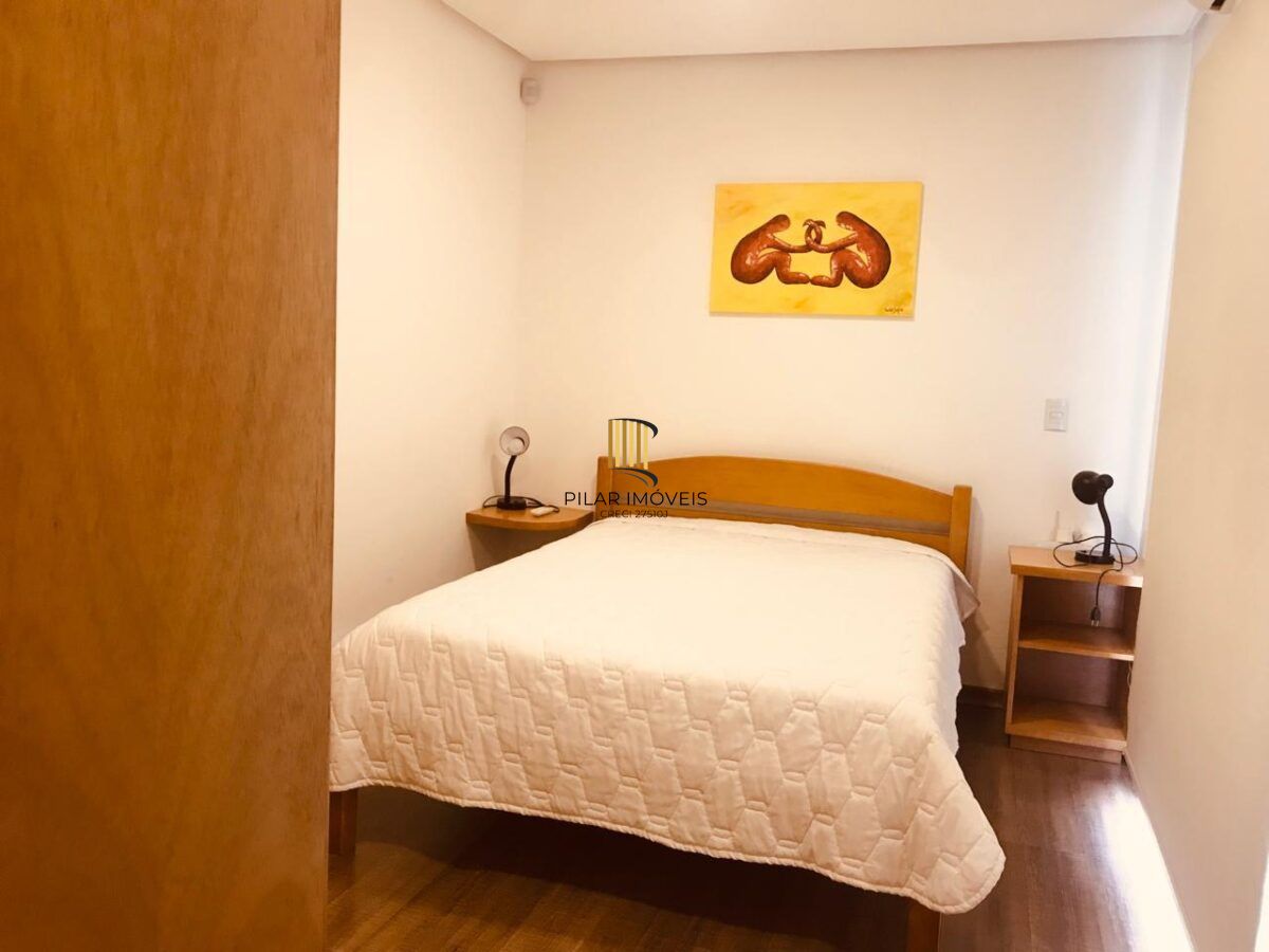 Casa em Canela no bairro Vila Maggi de 3 dormitórios