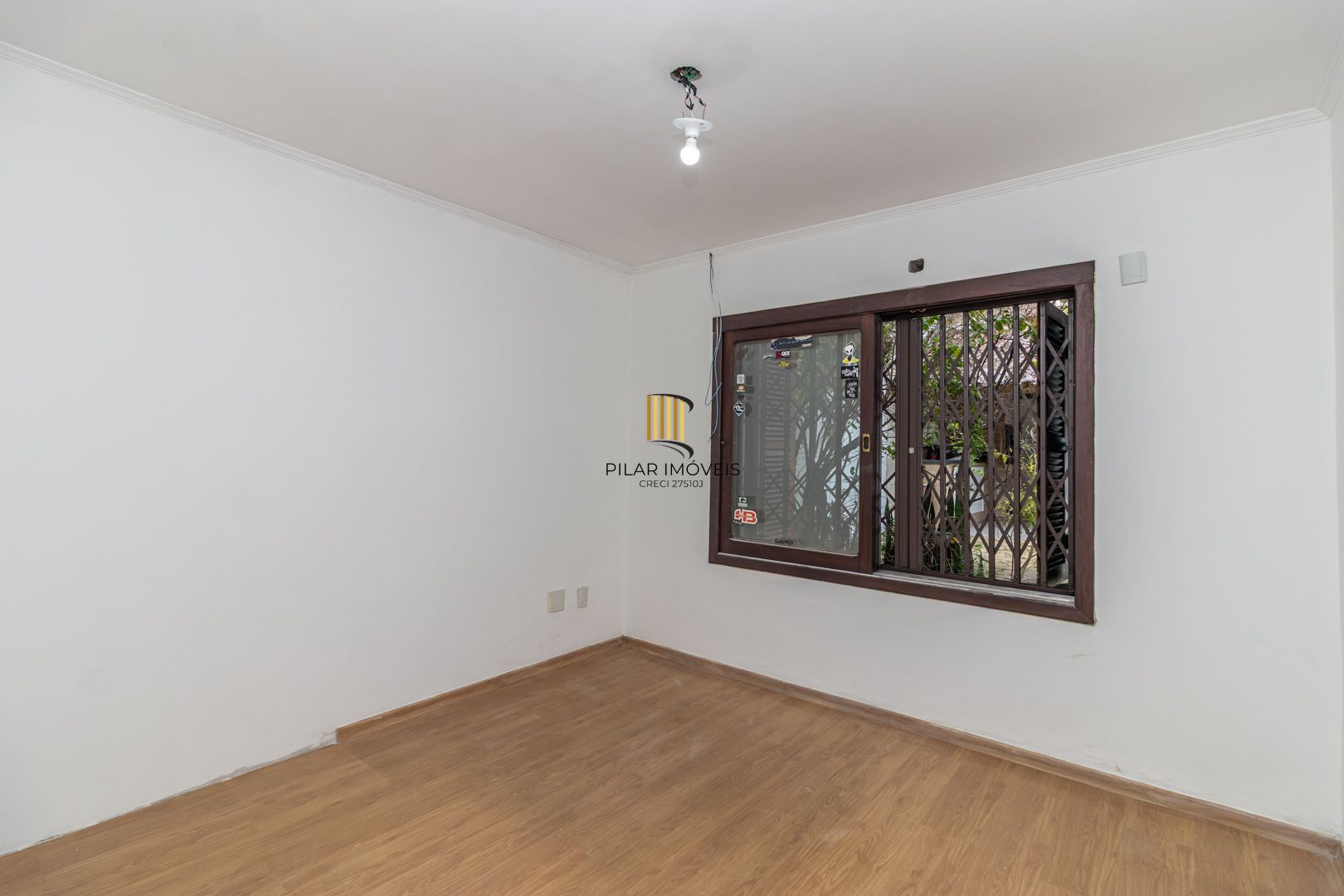 Casa no bairro Jardim Planalto de 3 dormitórios e 3 vagas