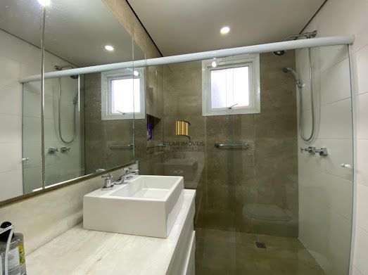 Apartamento no bairro Auxiliadora com 90m² de 2 dormitórios e 2 vagas
