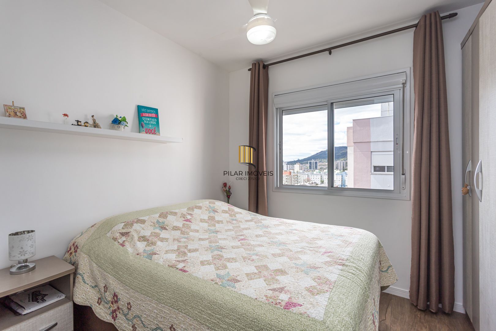 Apartamento para Venda - 50.98m², 2 dormitórios, 1 vaga - Partenon