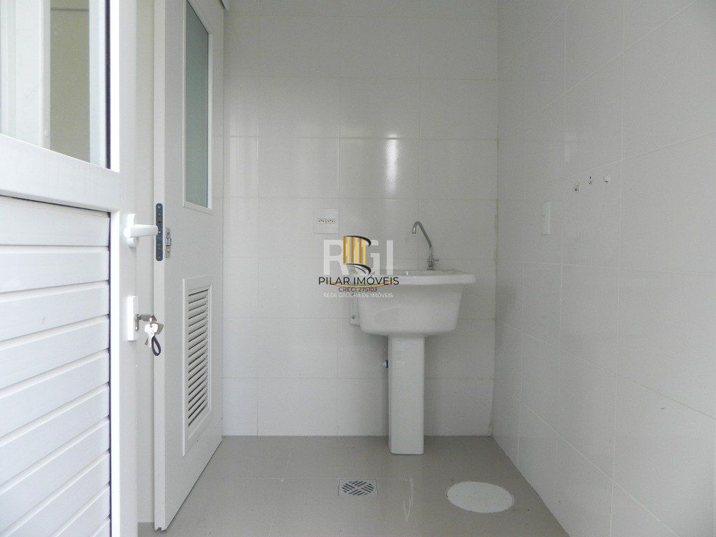 Sobrado para Venda - 97.56m², 3 dormitórios, sendo 1 suites, 3 vagas - Agronomia