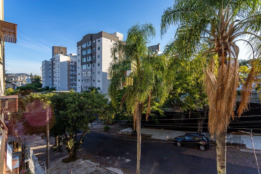 Apartamento no Jardim Botânico de 3 dormitórios e 2 vagas