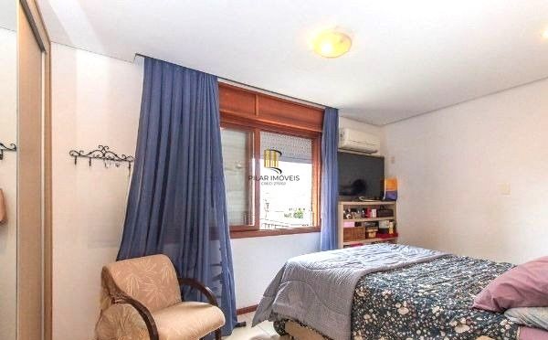 Cobertura duplex no bairro Auxiliadora de 2 dormitórios  2 vagas e terraço