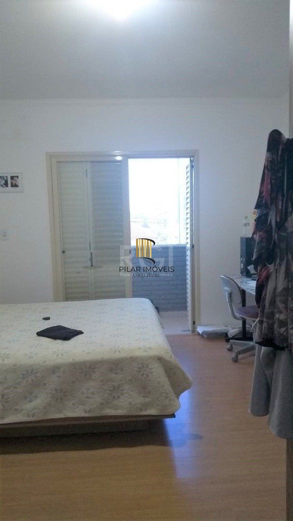 Casa no Centro de Gravatai de 2 dormitórios e vaga