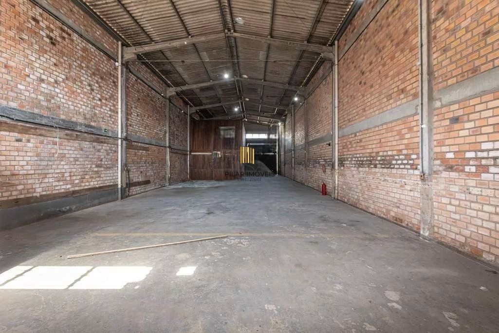 Galpão 2 dormitórios no bairro Navegantes