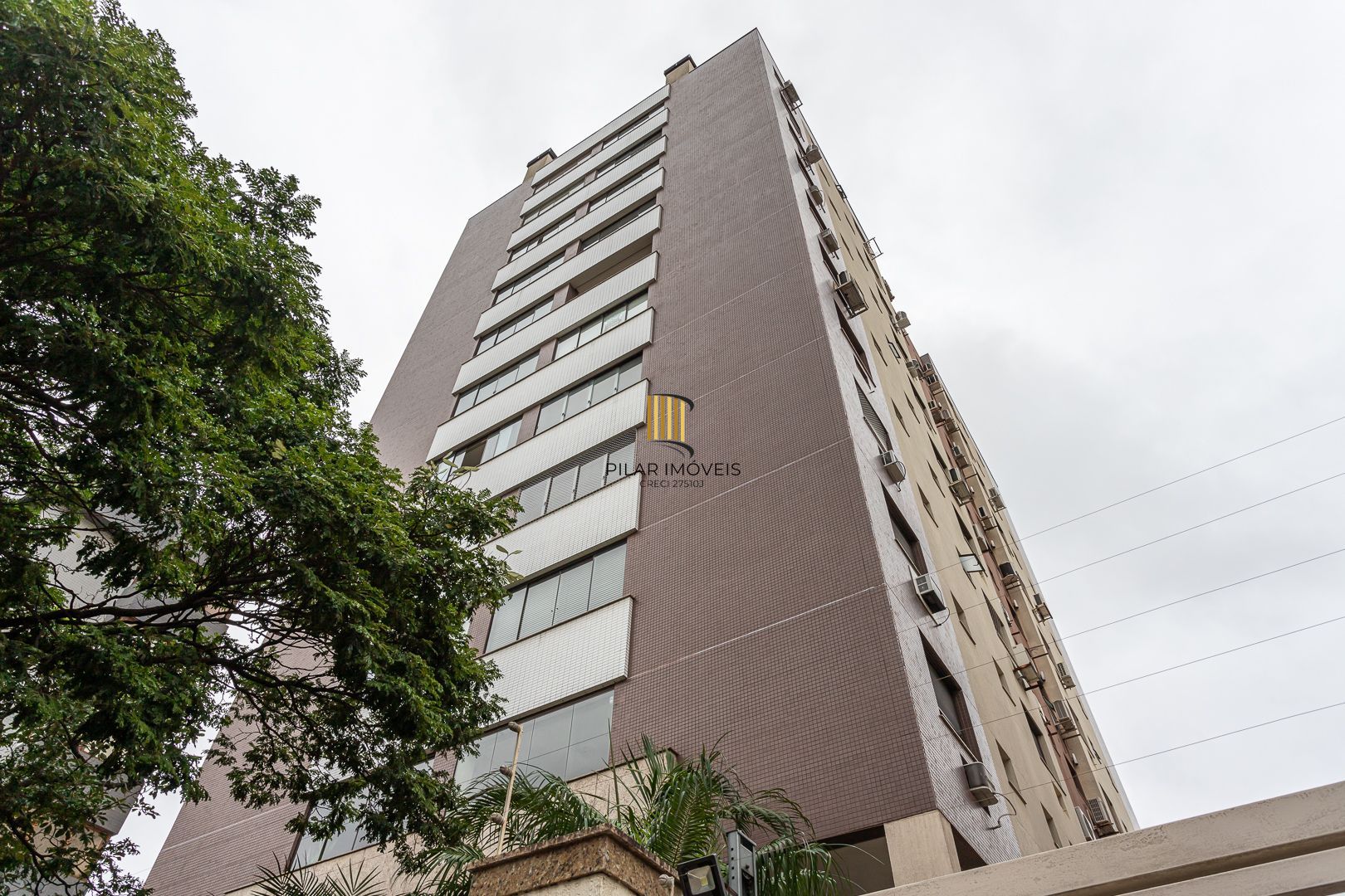 Apartamento impecável, finamente decorado, entrar e morar!