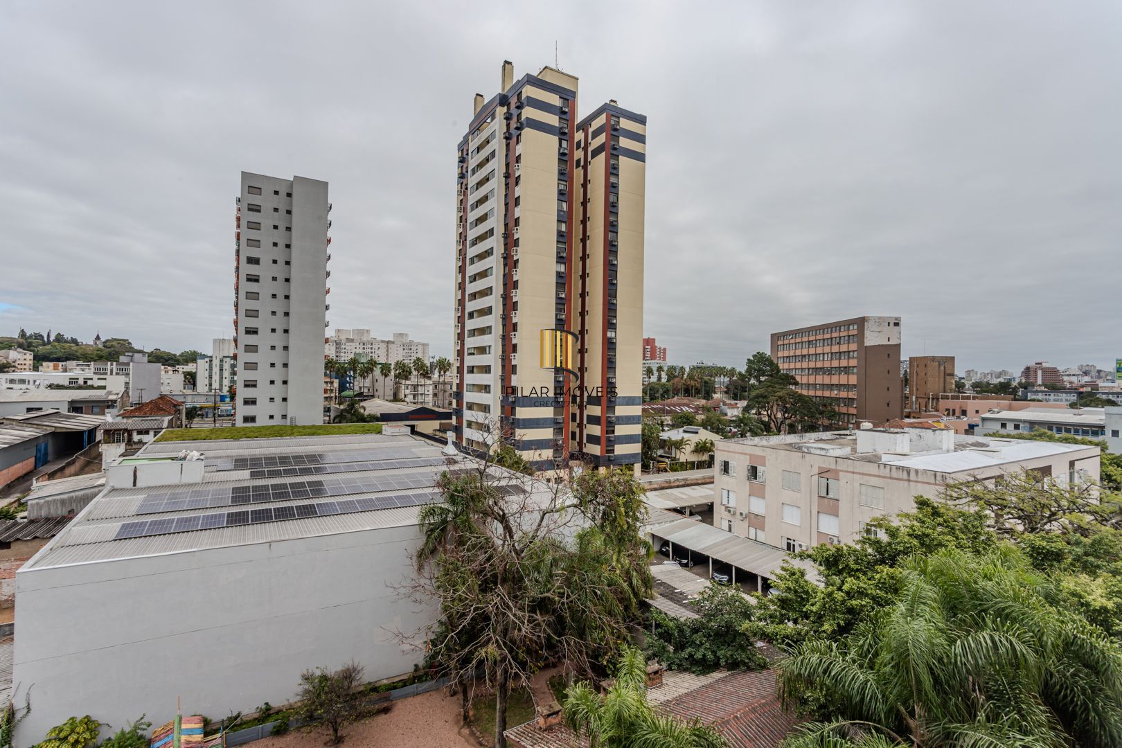 Apartamento 2 dormitórios no bairro Farroupilha