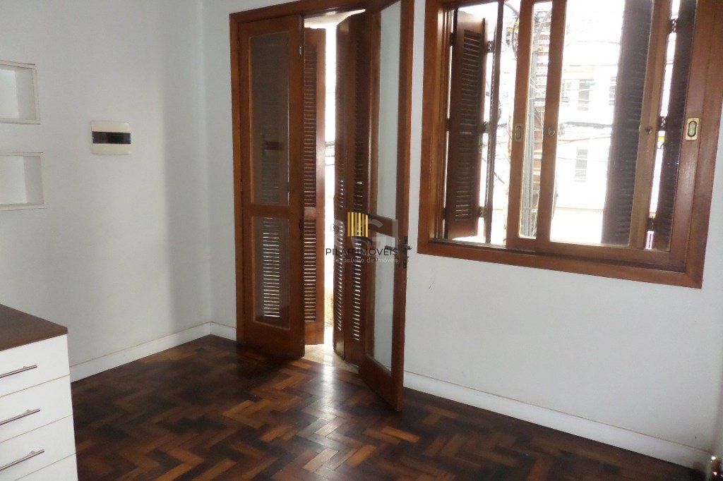 Apartamento 3 dormitórios Menino Deus Desocupado