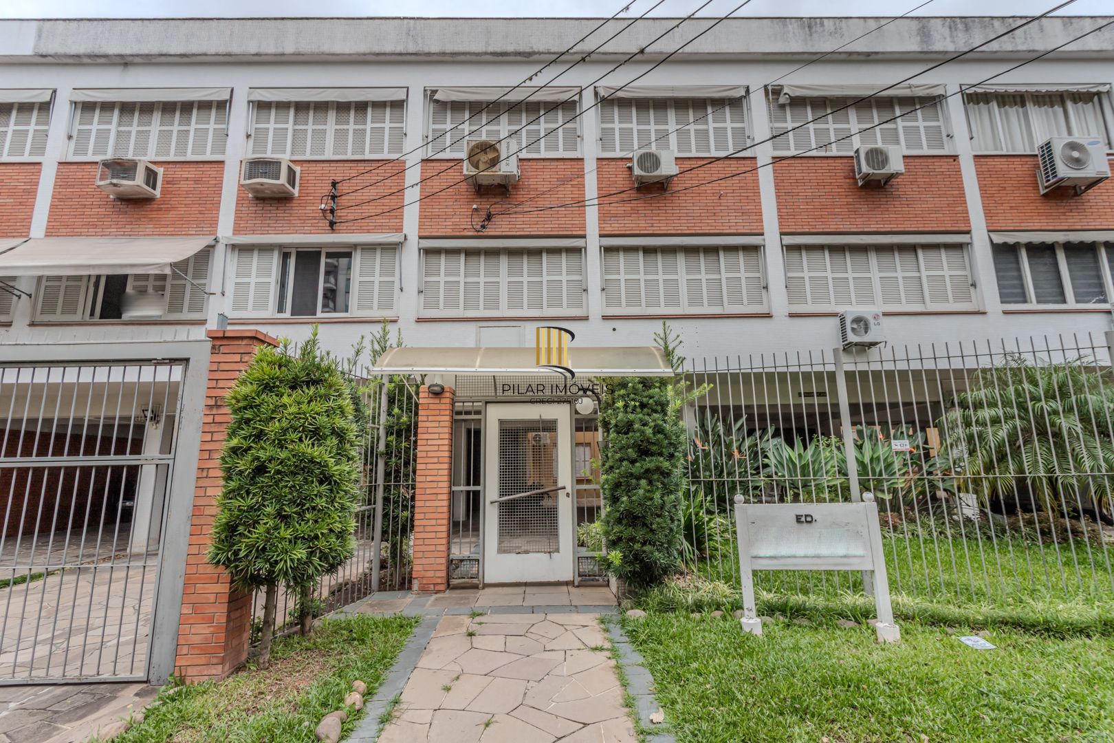 Apartamento no Jardim Lindóia de 2 dormitórios DESOCUPADO