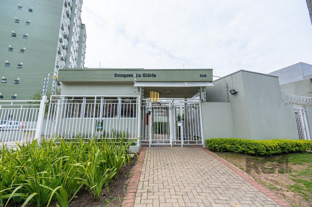 APTO DÉCIMO TERCEIRO ANDAR COM GARAGEM E ELEVADOR. ÓTIMA VISTA
