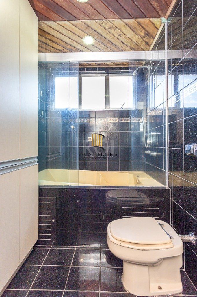 Apartamento Menino Deus de 3 dormitórios e vaga